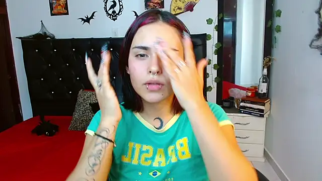 Snapshot of veronica_luar chatting on 18, 2, 2026 veronica luar online show from 18, 2, 2026