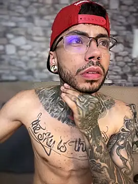 Walker Thomas1 online show from 7, 3, 2025