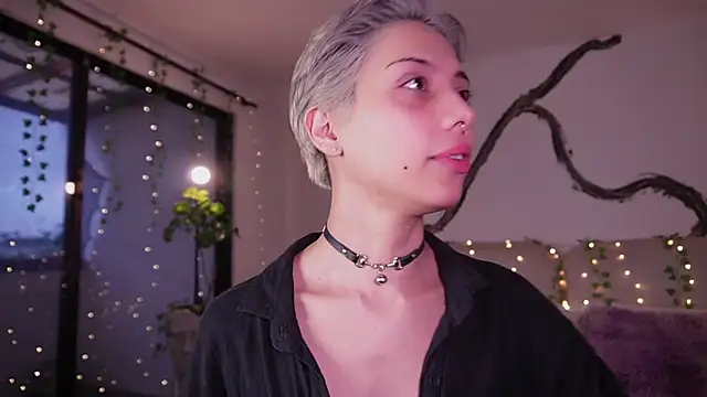 soidai miiu online show from 12, 10, 2025