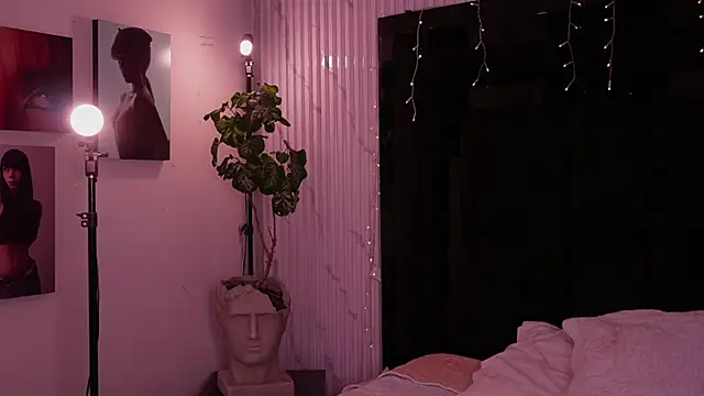 soidai miiu online show from 13, 4, 2026