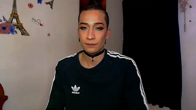 Snapshot of NovaNyx11 chatting on 26, 9, 2025 NovaNyx11 online show from 26, 9, 2025