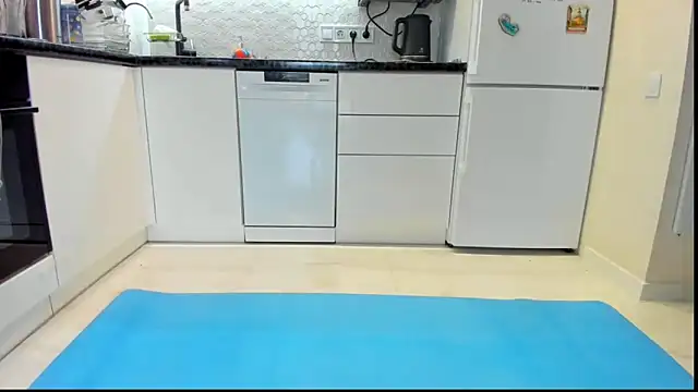 Snapshot of Katya_yoga chatting on 28, 9, 2025 Katya yoga online show from 28, 9, 2025