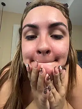 JessyCream online show from 10, 6, 2026