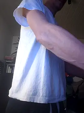 Snapshot of leinadanal chatting on 4, 2, 2025 leinadanal online show from 4, 2, 2025