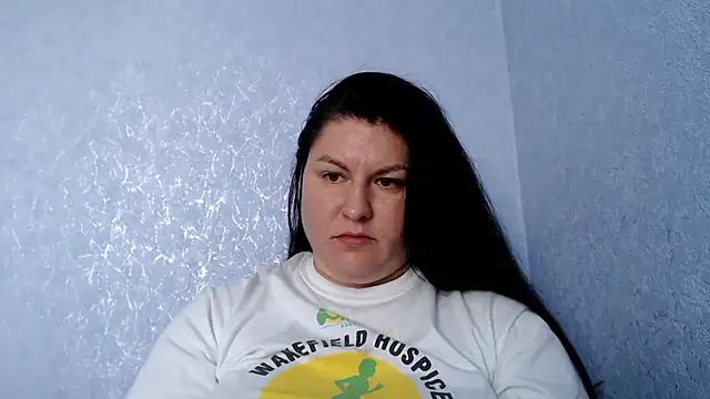 KiraSwee online show from 11, 9, 2025