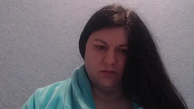 KiraSwee online show from 4, 2, 2026