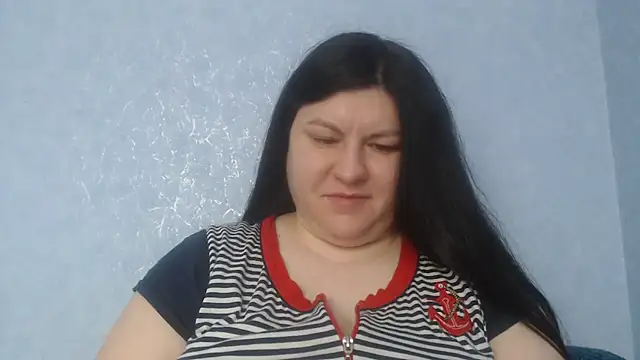 KiraSwee online show from 14, 2, 2026