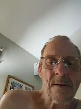 Snapshot of Dara4q chatting on 10, 2, 2025 Dara4q online show from 10, 2, 2025