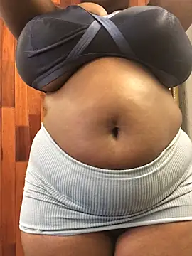 Snapshot of servingBigTitis chatting on 7, 2, 2025 servingBigTitis online show from 7, 2, 2025