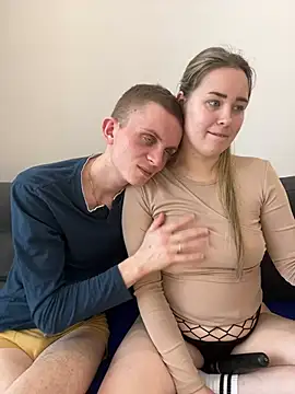 alisanikita online show from 4, 3, 2025