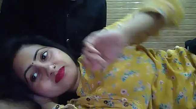 Snapshot of Queen_Couple chatting on 14, 2, 2025 Queen Couple online show from 14, 2, 2025