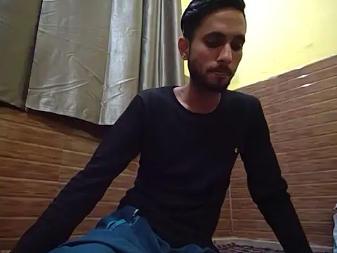 Snapshot of Queen_Couple chatting on 2, 3, 2025 Queen Couple online show from 2, 3, 2025