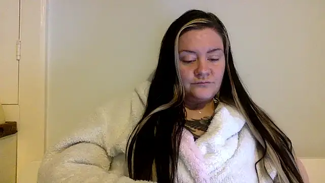 Snapshot of AureliaXOX chatting on 12, 2, 2025 AureliaXOX online show from 12, 2, 2025