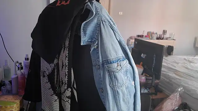 Snapshot of AureliaXOX chatting on 24, 9, 2025 AureliaXOX online show from 24, 9, 2025