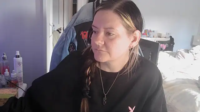 Snapshot of AureliaXOX chatting on 30, 9, 2025 AureliaXOX online show from 30, 9, 2025