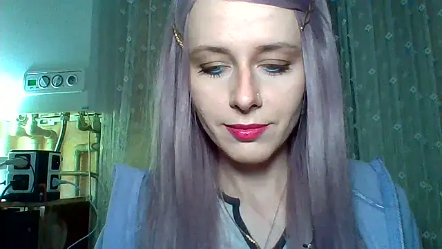 LuminousLady online show from 9, 3, 2025