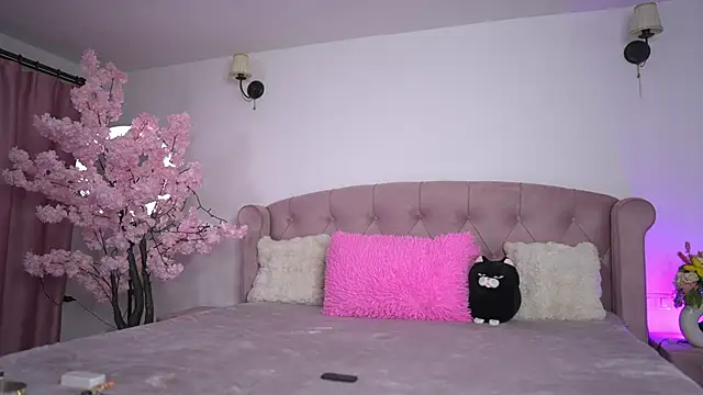 emma goodess  online show from 3, 2, 2026