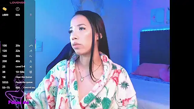 Snapshot of SallyWhitee chatting on 15, 9, 2025 SallyWhitee online show from 15, 9, 2025