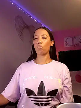 Snapshot of SallyWhitee chatting on 9, 2, 2026 SallyWhitee online show from 9, 2, 2026