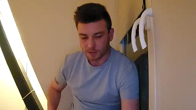 Foxtrott 242 online show from 2, 2, 2026