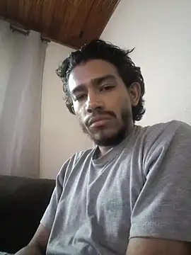 Mineirinho043 online show from 18, 10, 2025