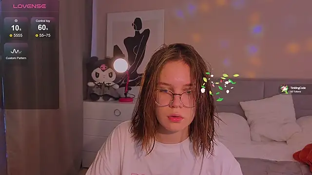 Mia Luw online show from 12, 10, 2025