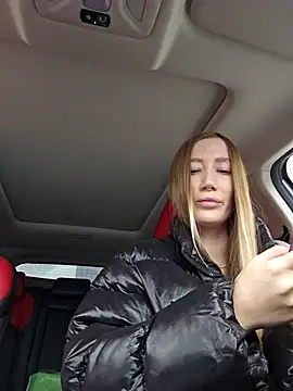 Snapshot of Pussy_Drive03 chatting on 21, 10, 2025 Pussy Drive03 online show from 21, 10, 2025