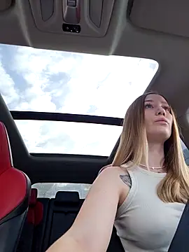 Snapshot of Pussy_Drive03 chatting on 28, 10, 2025 Pussy Drive03 online show from 28, 10, 2025