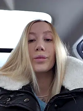 Snapshot of Pussy_Drive03 chatting on 25, 11, 2025 Pussy Drive03 online show from 25, 11, 2025