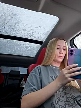 Snapshot of Pussy_Drive03 chatting on 5, 12, 2025 Pussy Drive03 online show from 5, 12, 2025