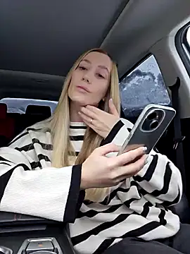 Snapshot of Pussy_Drive03 chatting on 22, 12, 2025 Pussy Drive03 online show from 22, 12, 2025