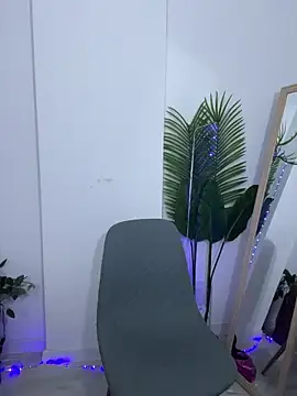 Celine Roxelle online show from 10, 10, 2025