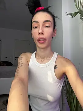 Celine Roxelle online show from 13, 1, 2026