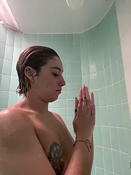 Maggie Geller online show from 2, 3, 2025