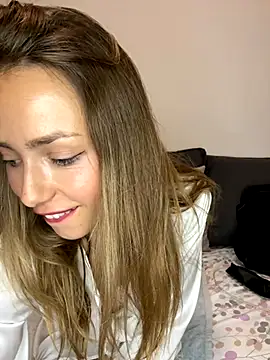 Hilary 283 online show from 26, 9, 2025