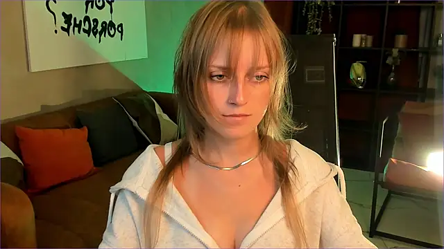 KiraMontoya online show from 9, 9, 2025