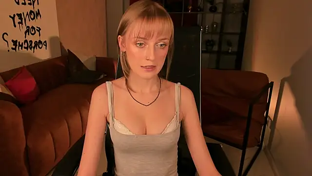 KiraMontoya online show from 13, 11, 2025