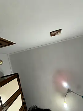 shakybabyx online show from 16, 10, 2025