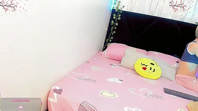 Irina milkmaid online show from 10, 4, 2026