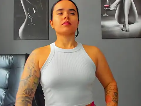 karlyjons12 online show from 16, 12, 2025