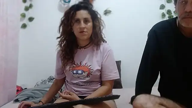 jeans and emma online show from 5, 3, 2025