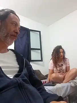 jeans and emma online show from 22, 9, 2025