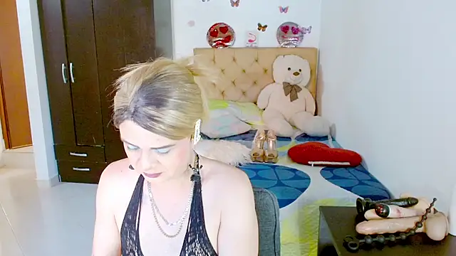 Snapshot of Dolldirtyxxx chatting on 27, 6, 2026 Dolldirtyxxx online show from 27, 6, 2026