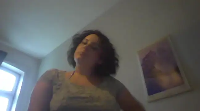 Snapshot of LunaSoleil9 chatting on 4, 2, 2025 LunaSoleil9 online show from 4, 2, 2025