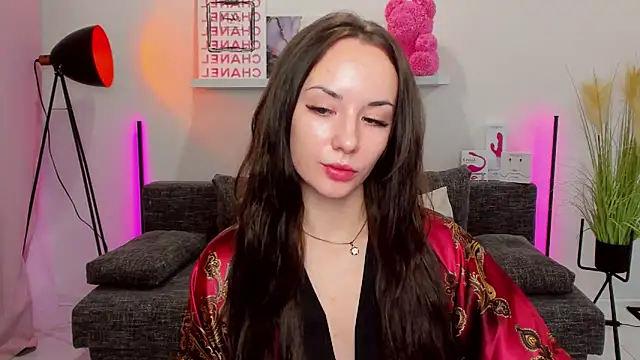 Snapshot of Suga_babe chatting on 6, 3, 2025 Suga babe online show from 6, 3, 2025