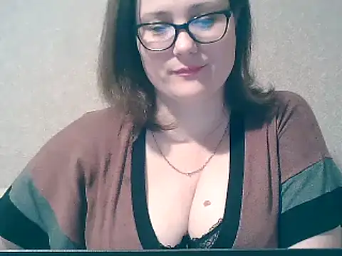MerryLaCherry online show from 9, 2, 2025