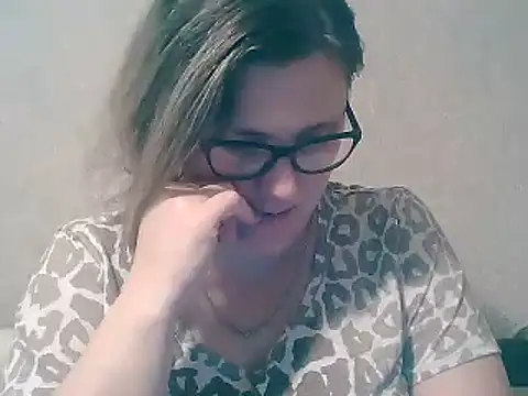 MerryLaCherry online show from 29, 11, 2025