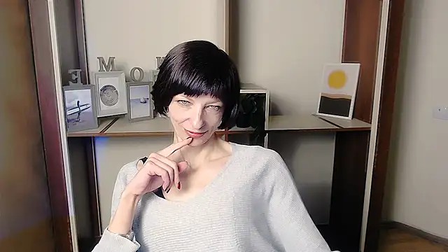  AngeliaFlow  online show from 24, 9, 2025