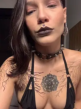 Snapshot of nickelfie chatting on 17, 5, 2026 nickelfie online show from 17, 5, 2026