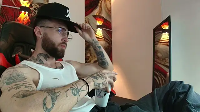 Luke davis01 online show from 24, 9, 2025